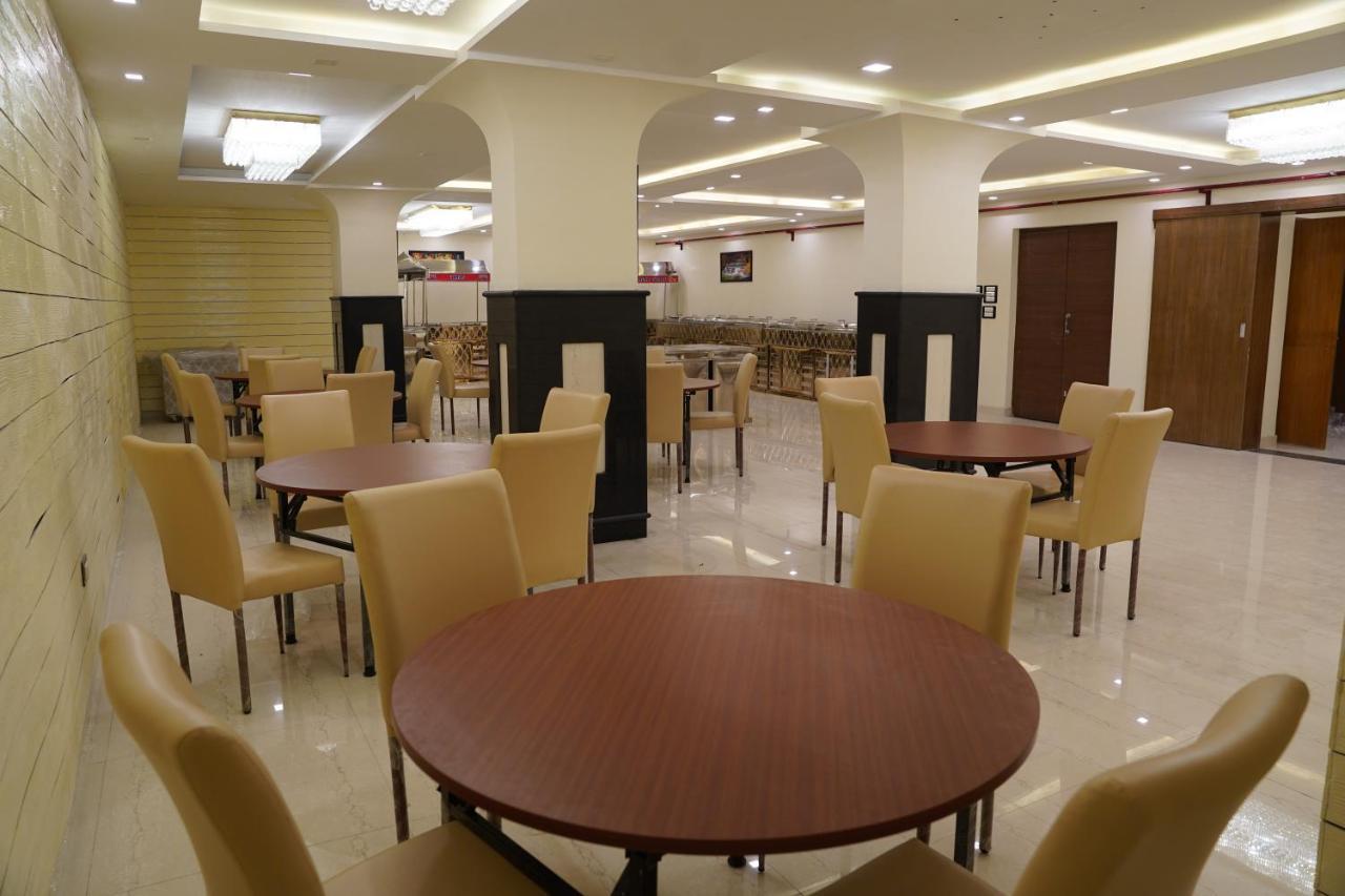 Hotel Rama Trident, Katra Katra  Exteriér fotografie