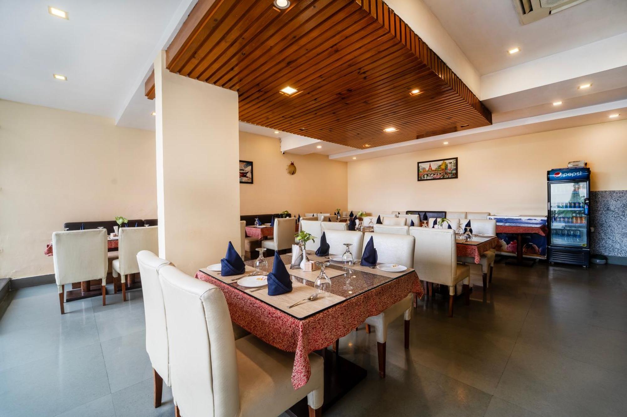 Hotel Rama Trident, Katra Katra  Exteriér fotografie