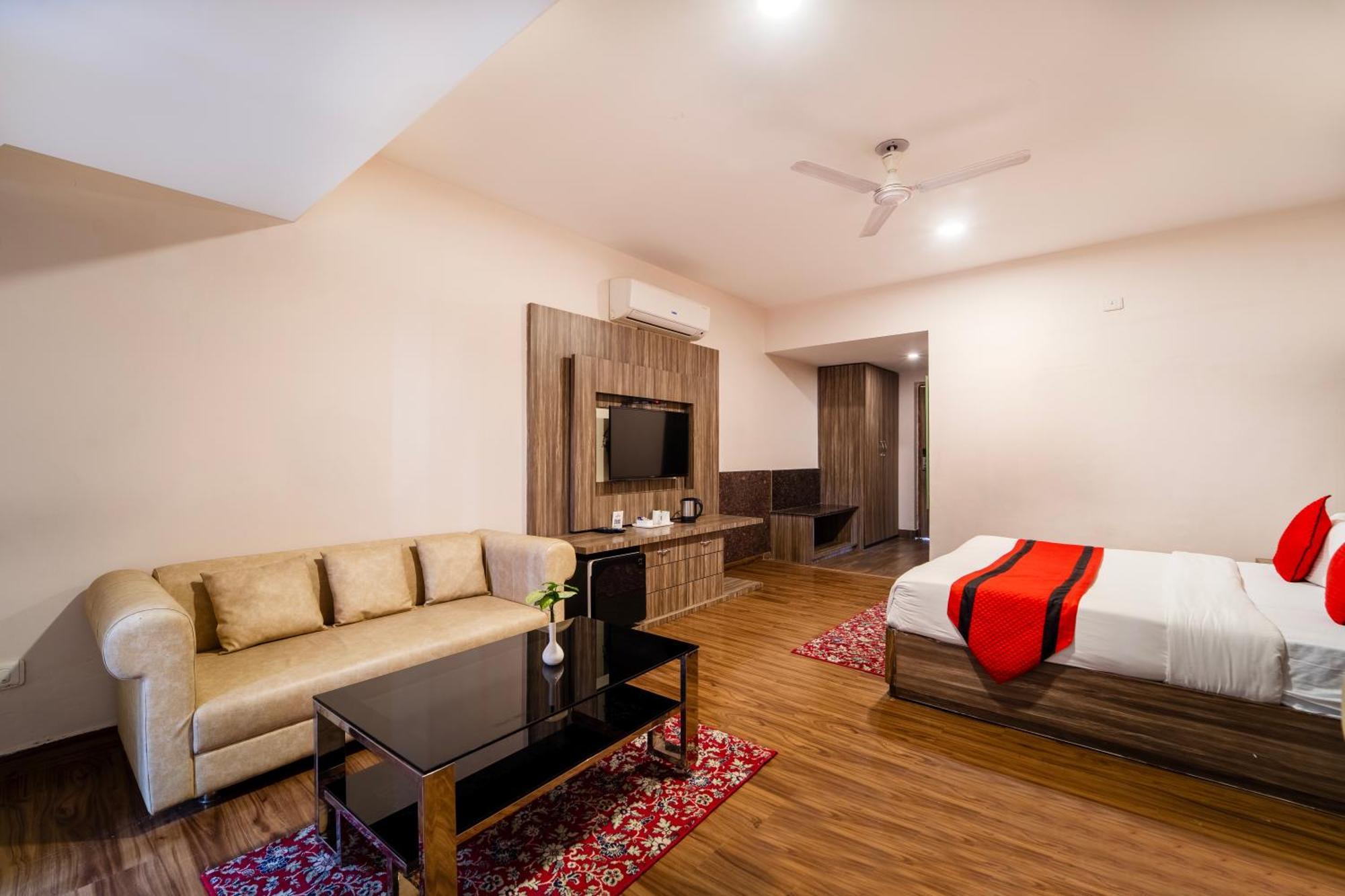 Hotel Rama Trident, Katra Katra  Exteriér fotografie