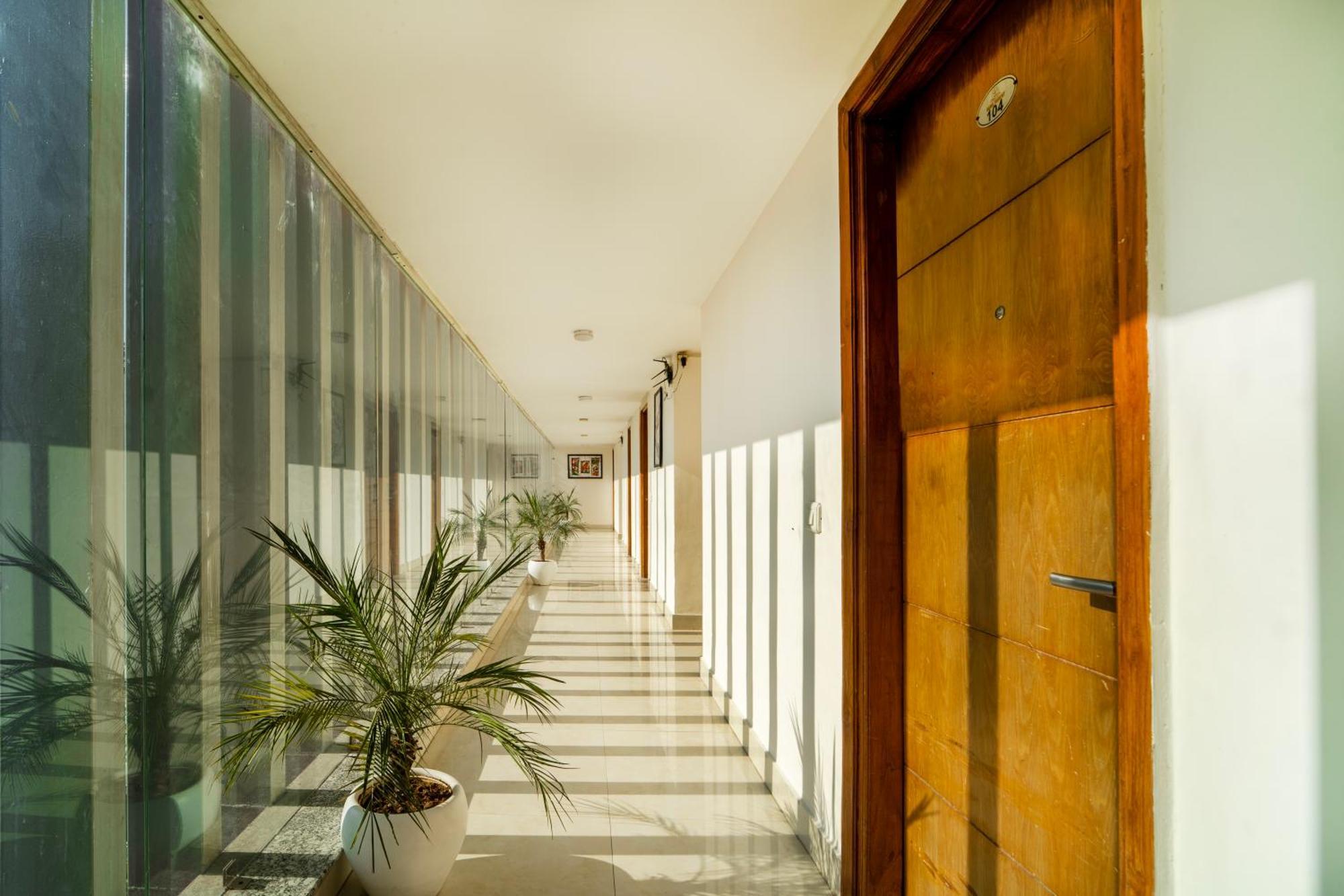 Hotel Rama Trident, Katra Katra  Exteriér fotografie