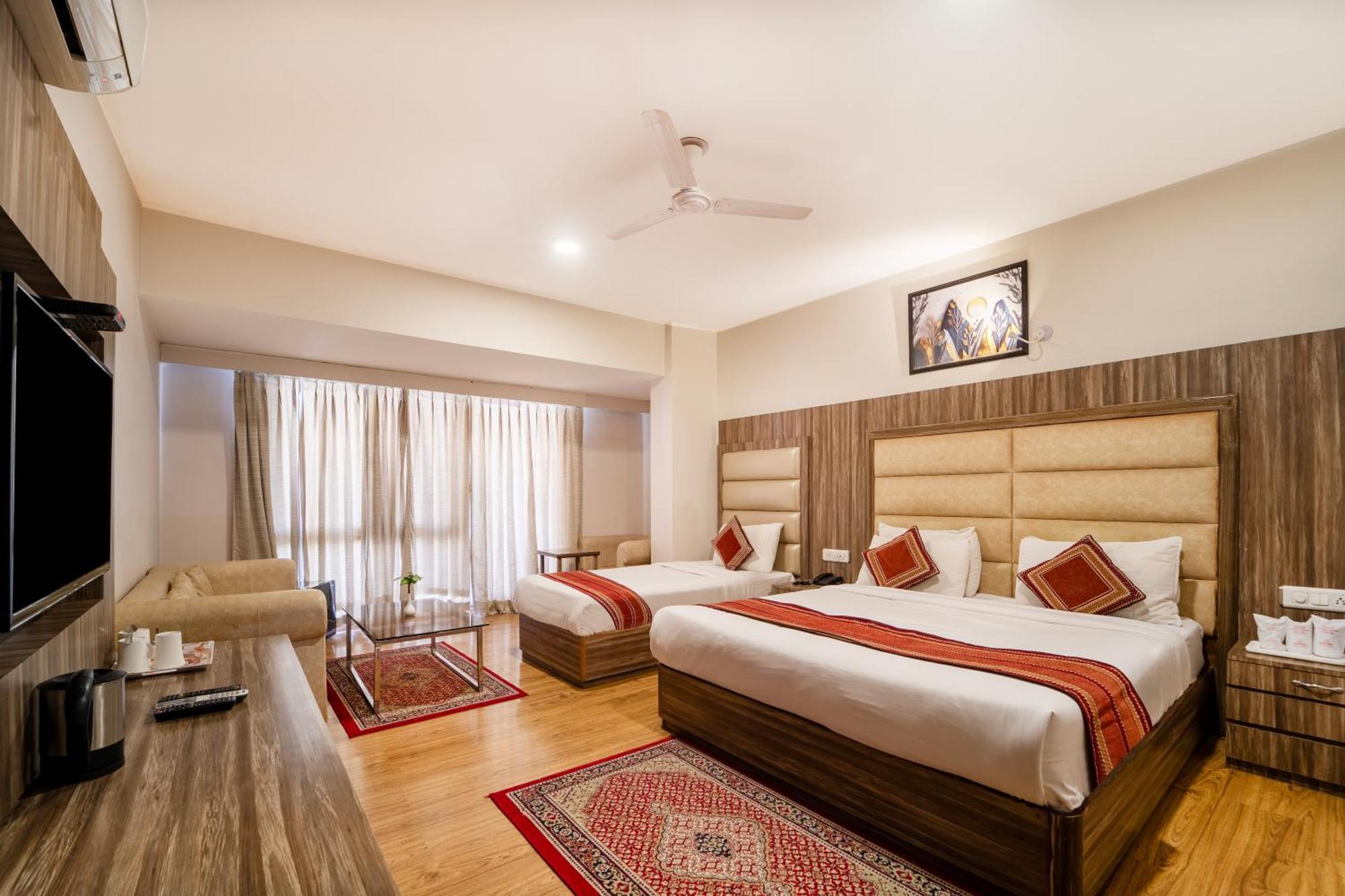 Hotel Rama Trident, Katra Katra  Exteriér fotografie
