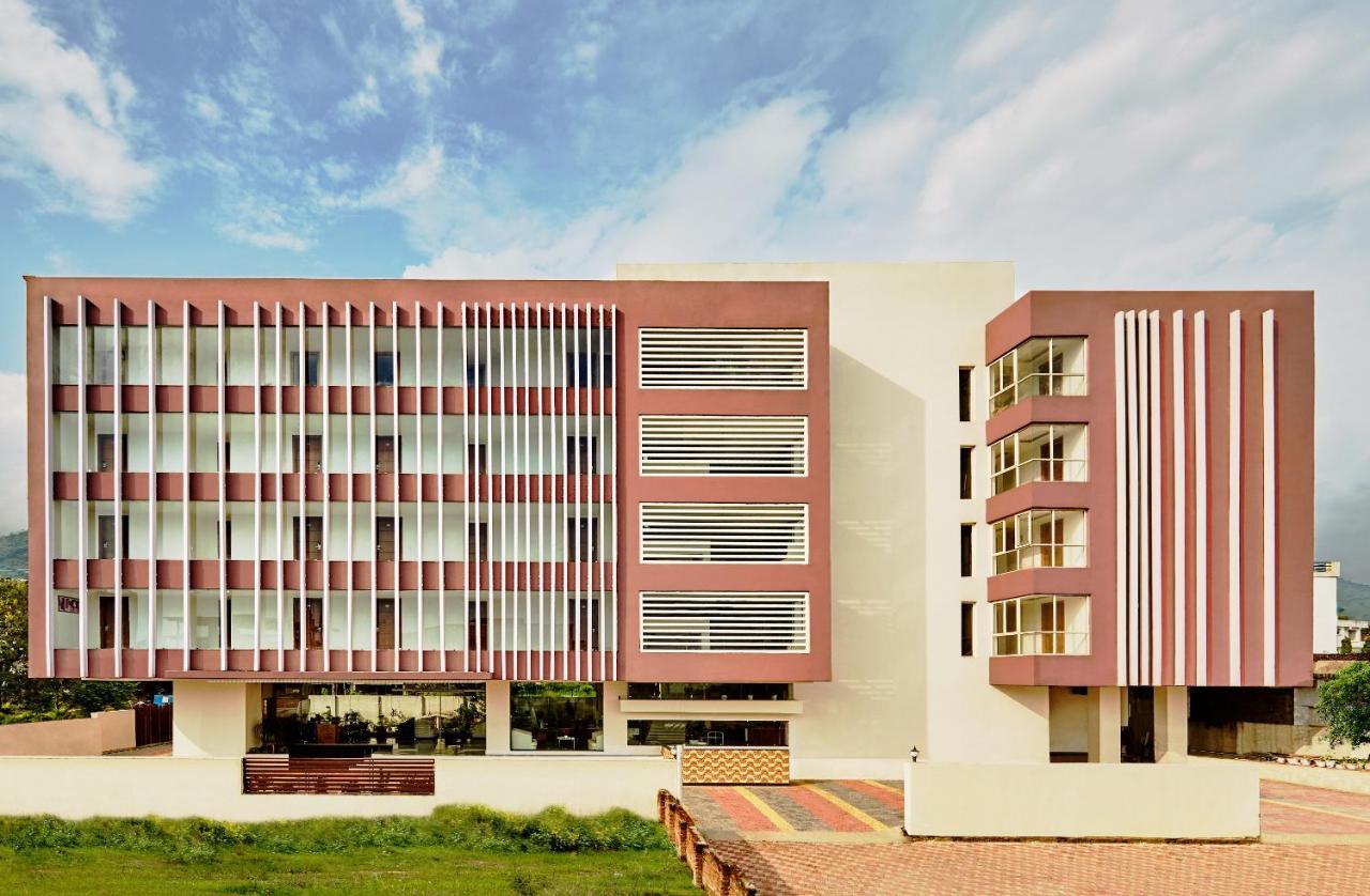 Hotel Rama Trident, Katra Katra  Exteriér fotografie