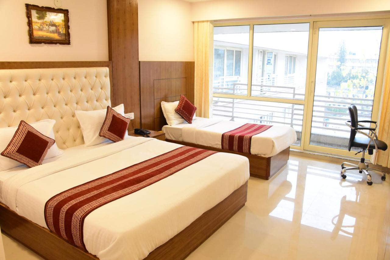 Hotel Rama Trident, Katra Katra  Exteriér fotografie