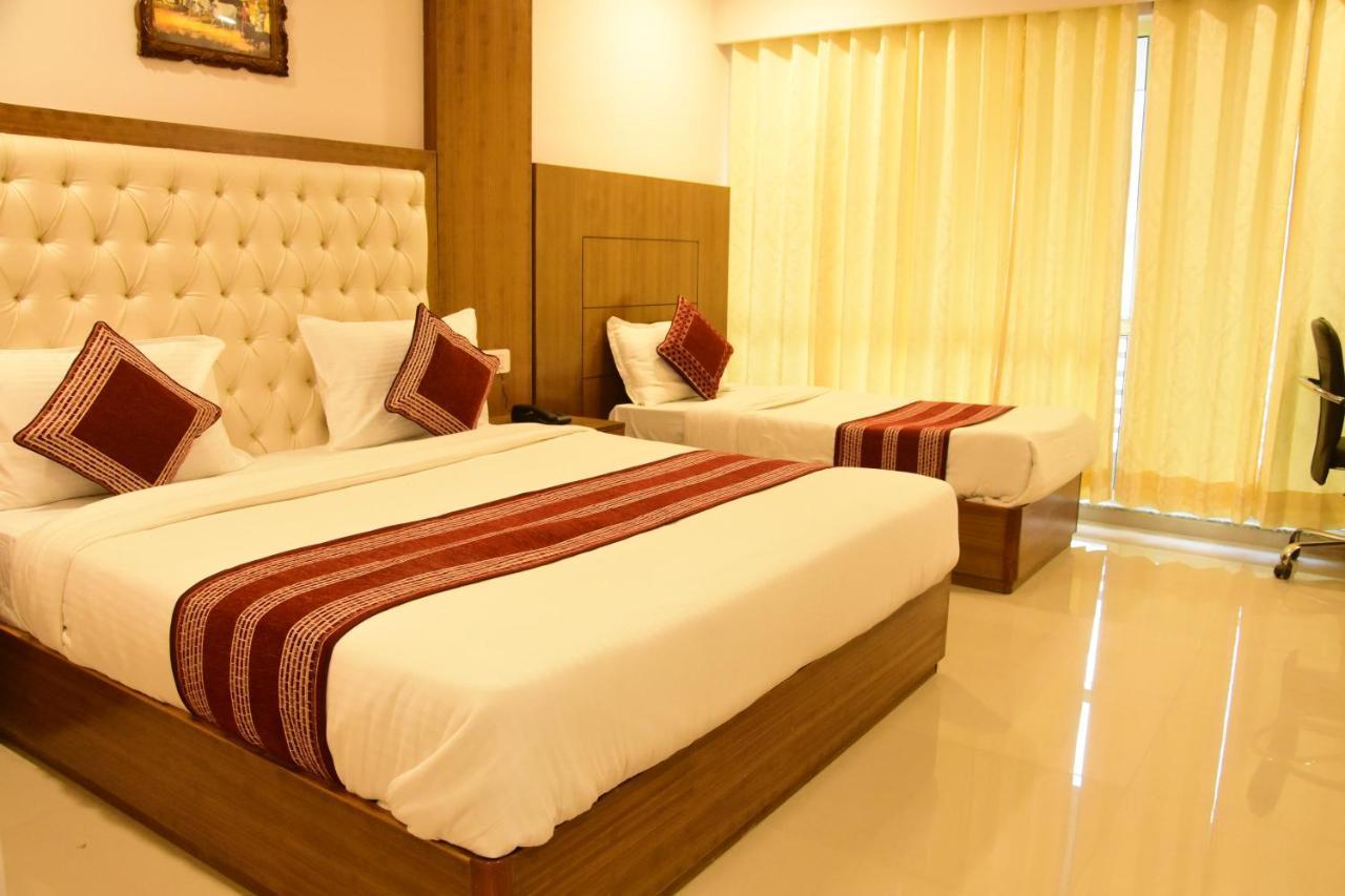 Hotel Rama Trident, Katra Exteriér fotografie